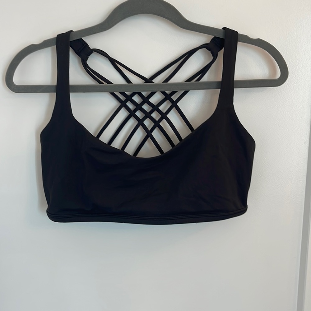 LULULEMON Free to be Wild Sports Bra. Black, size 12.